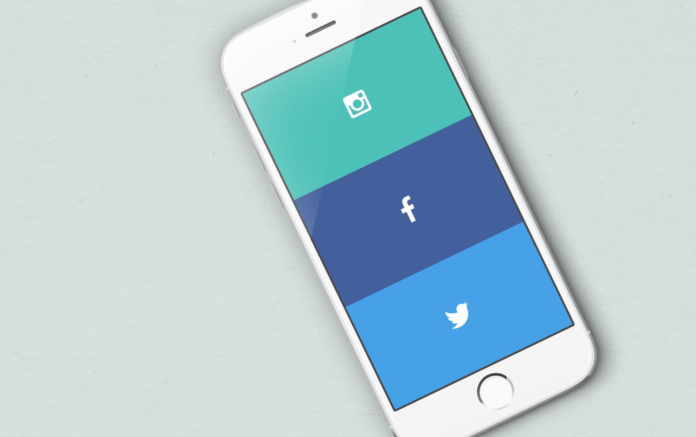 Smartphone met socialmediakanalen